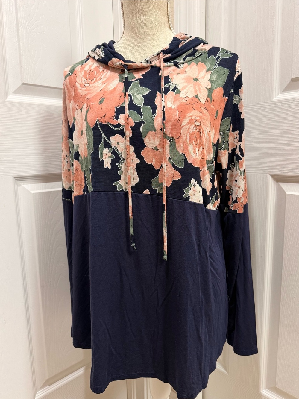 Sew in Love Floral Print Hooded Lightweight Long Sleeve Top size XL